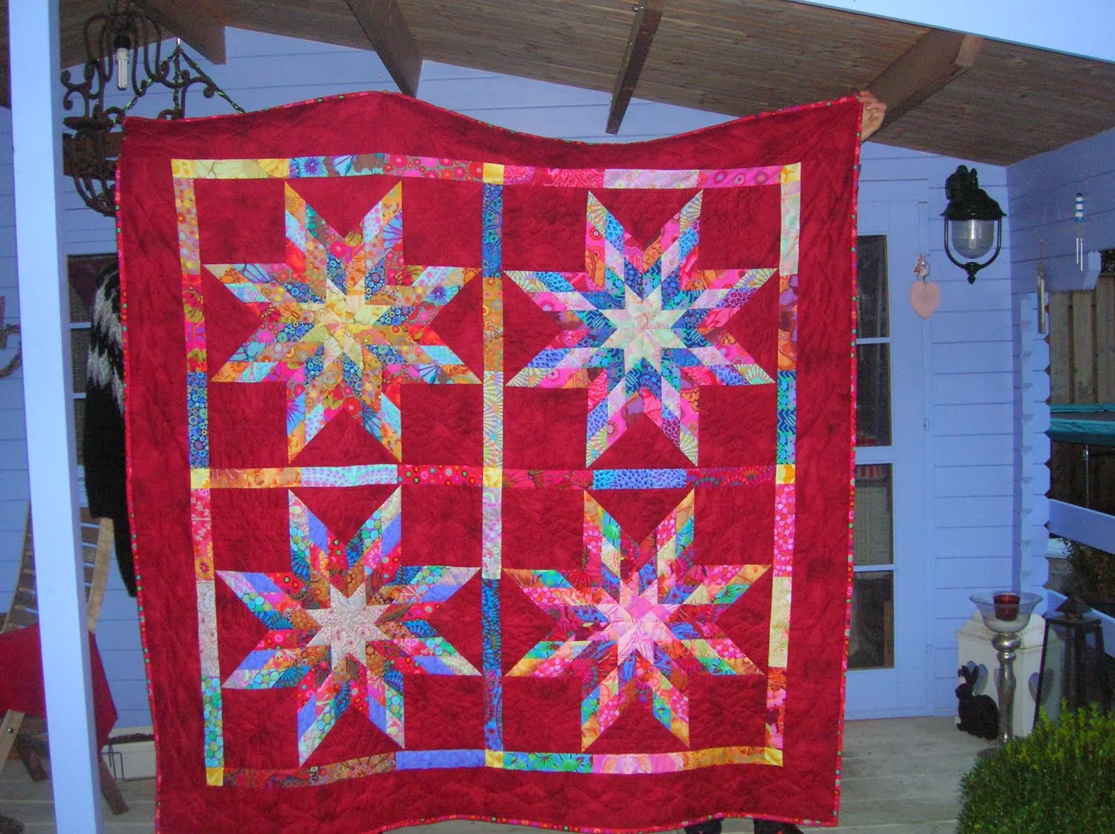 Rode Sterren Quilt Kaffe Fasset