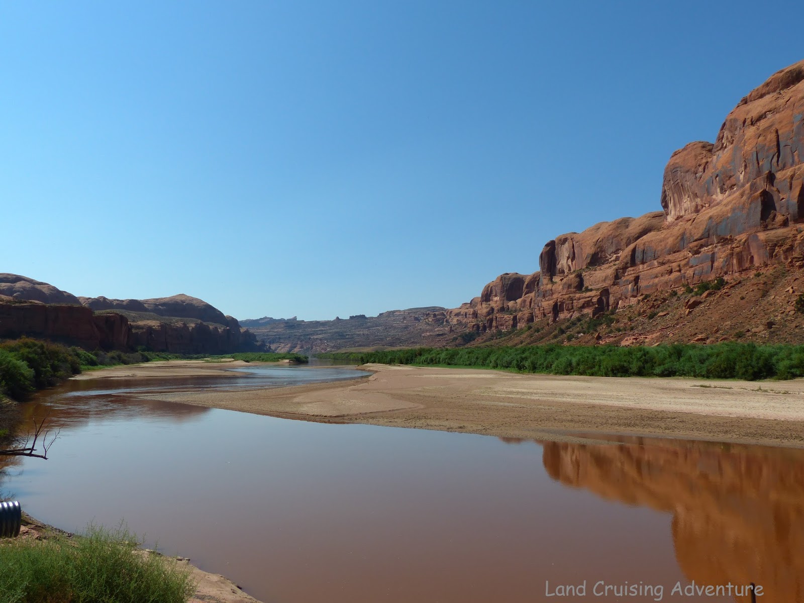 Land Cruising Adventure Scenery around Moab Utah