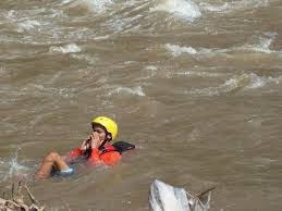 cara berenang di arus cara berenang di arus