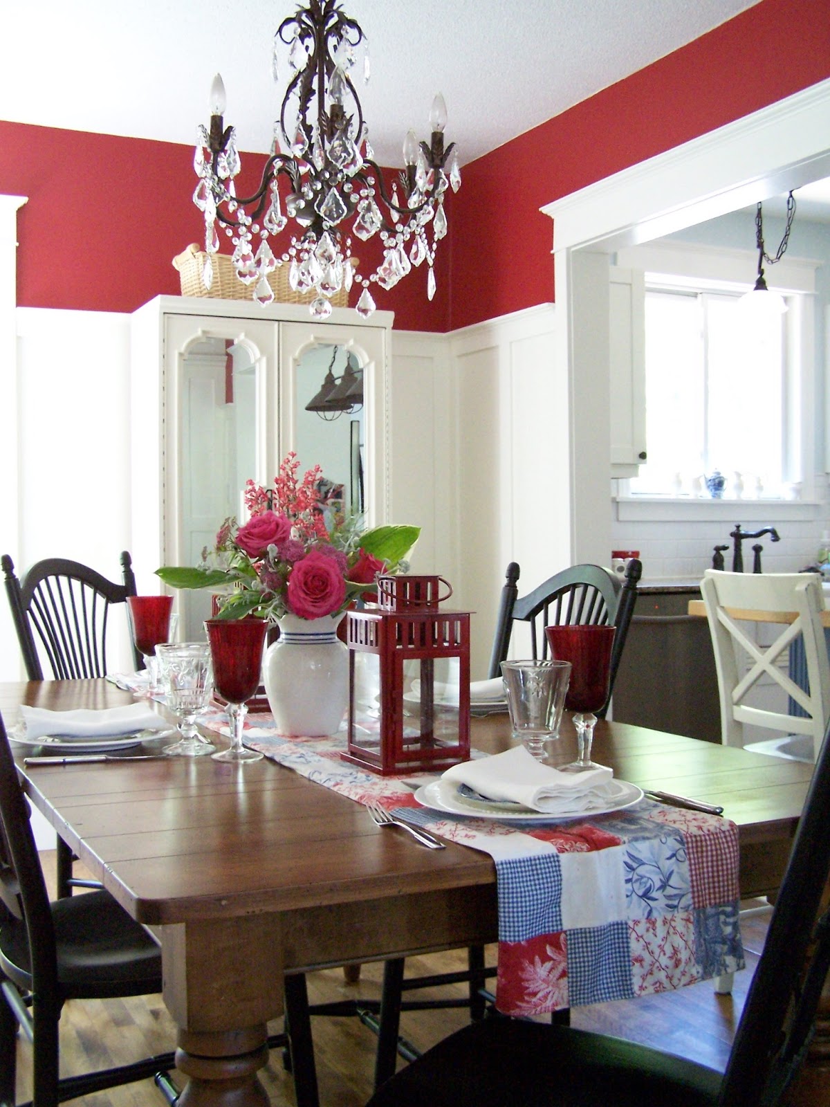  Red Dining Rooms for Simple Design