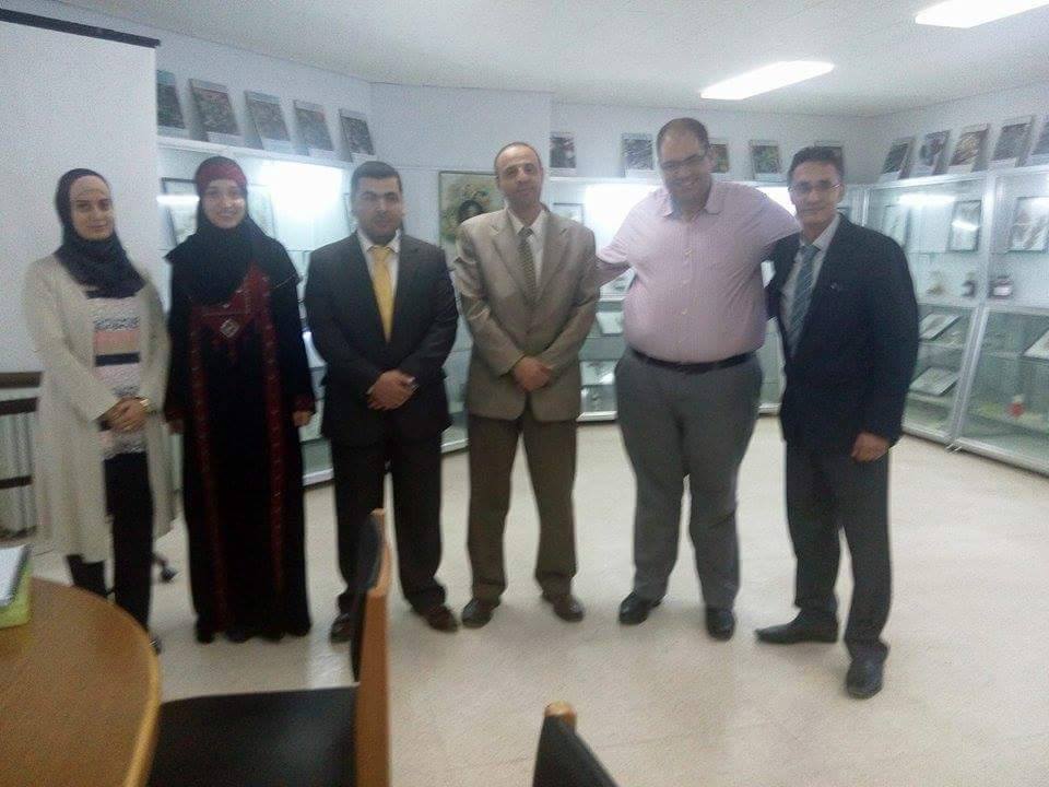 أصدقاء كلية الصيدلة جامعة العلوم والتكنولوجيا الأردنية أطروحة الماجستير للطالبة سندس خميس بدر