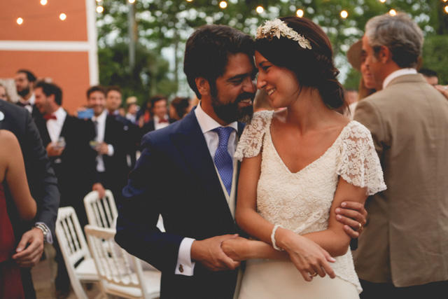 boda barcelona masia rosas vestido novia veronica miranda