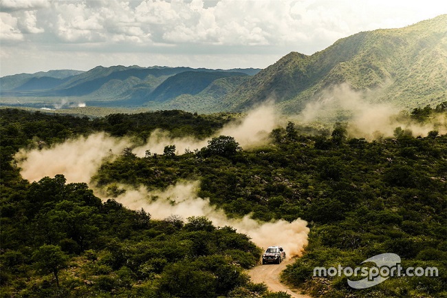 Những hình ảnh đẹp nhất giải đua Dakar Rally 2016