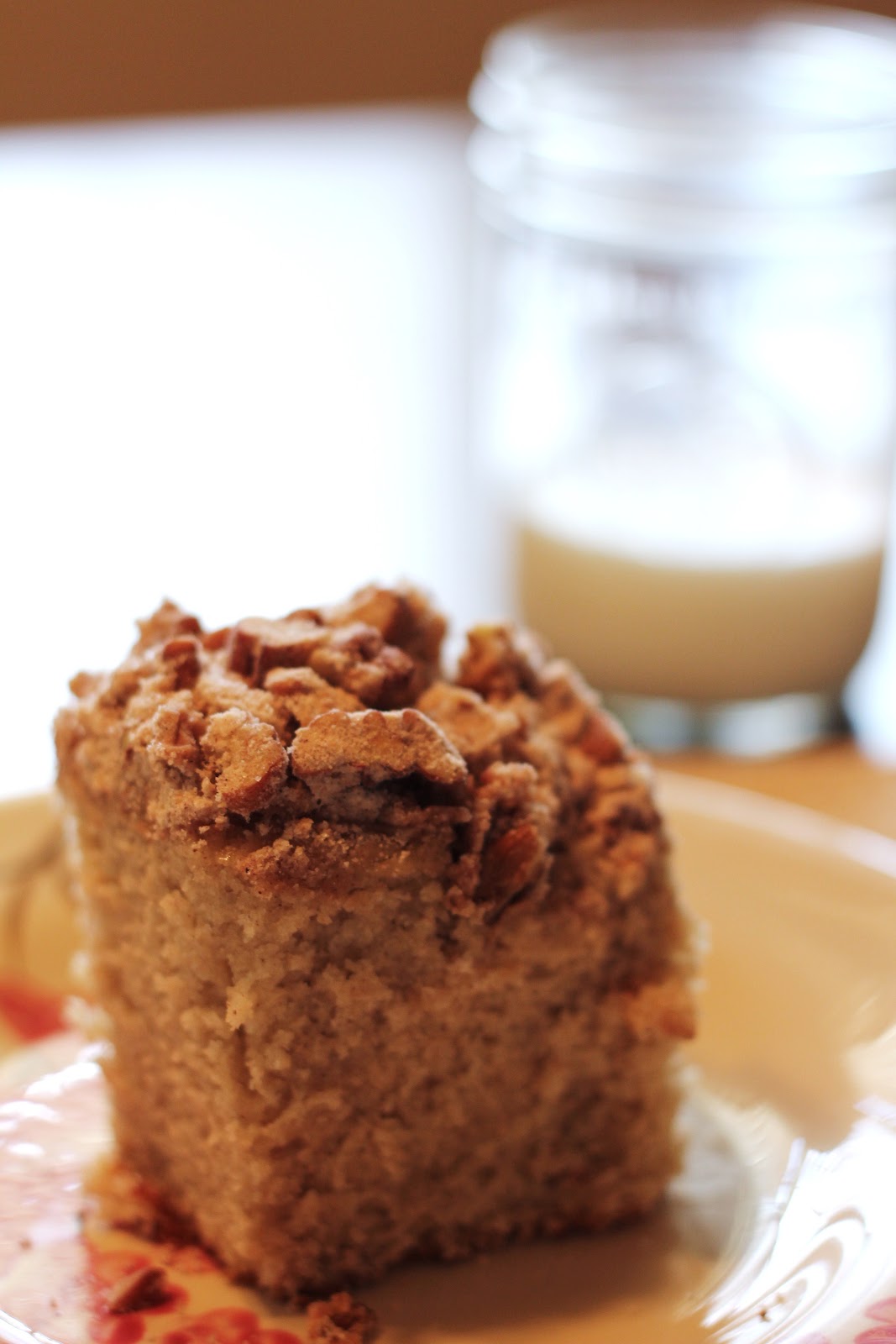 Cinnamon Pecan Coffee Cake {Foodie Friday} The Paper Heart Studio