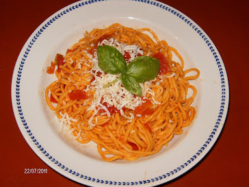 Spaghetti alla chitarra al sugo di pomodoro