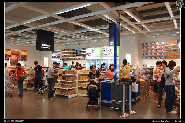 2013-09-13(1)台中IKEA開幕-店內全紀錄(1)-進門及客廳裝潢