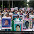 A un año, marchan 25,000 por normalistas de Ayotzinapa