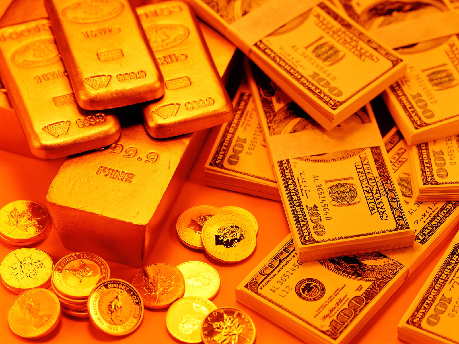 http://3.bp.blogspot.com/-b2AXnIHPzS0/UF4ZfOIO2-I/AAAAAAAAAO4/owAkOpMU4uI/s1600/The_financial_crisis_Wallpaper_Gold_Gold_Reserve_packets-of-money.jpg