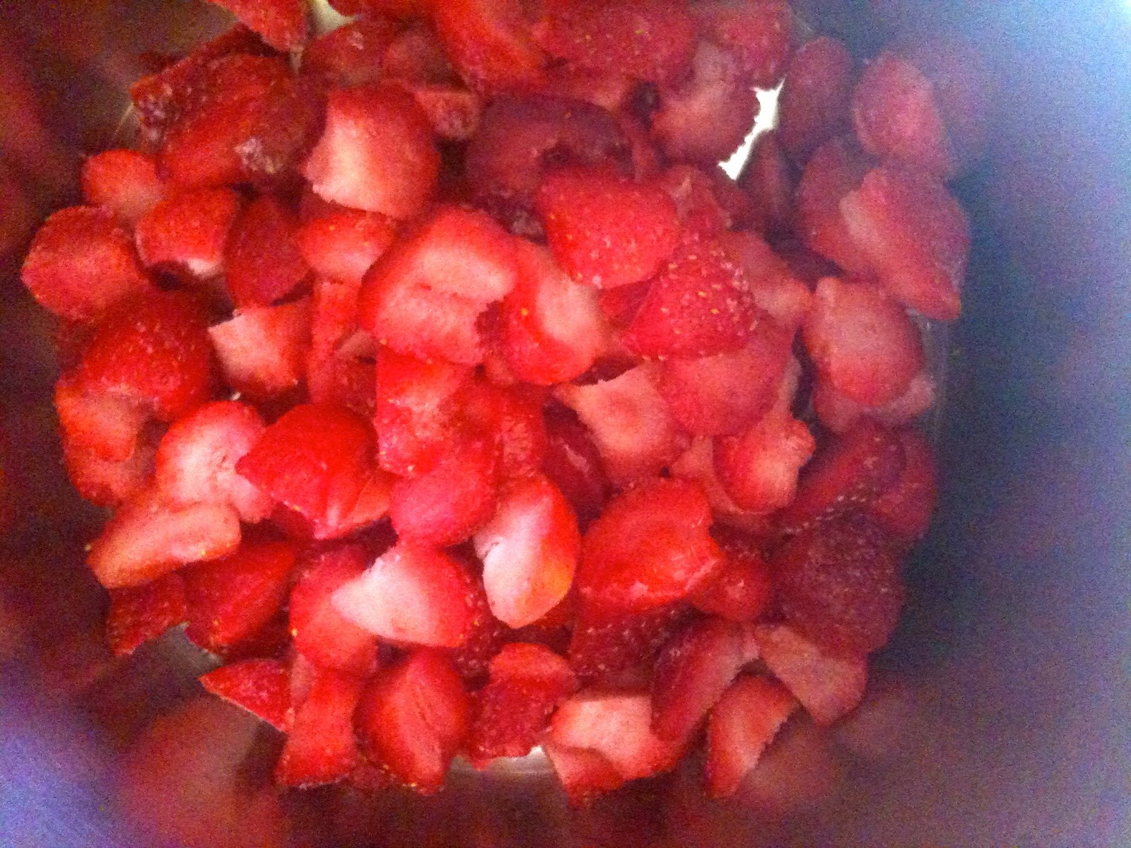 Heidi's Mix Fresh Strawberry Macarons