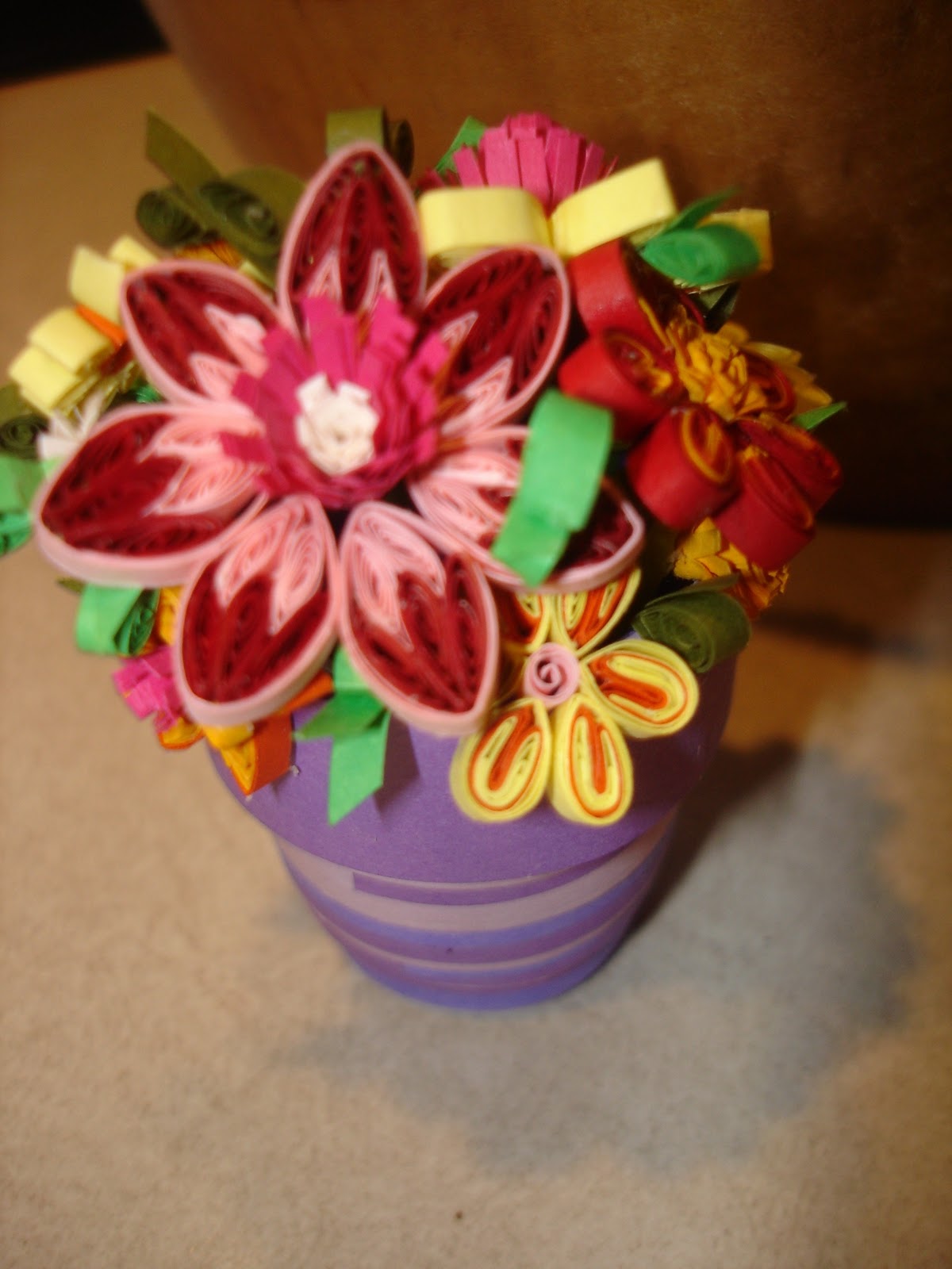 Rachelle's Crafting Zone GIANT 3D quilled flower pot
