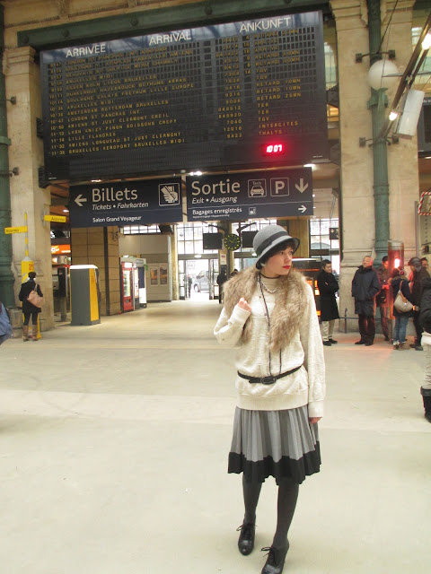 Inside Gare du Nord 1920s outfit