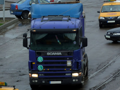 Scania 124L 420 4x2 Blue + Dump Trailer With One Lifted Axel