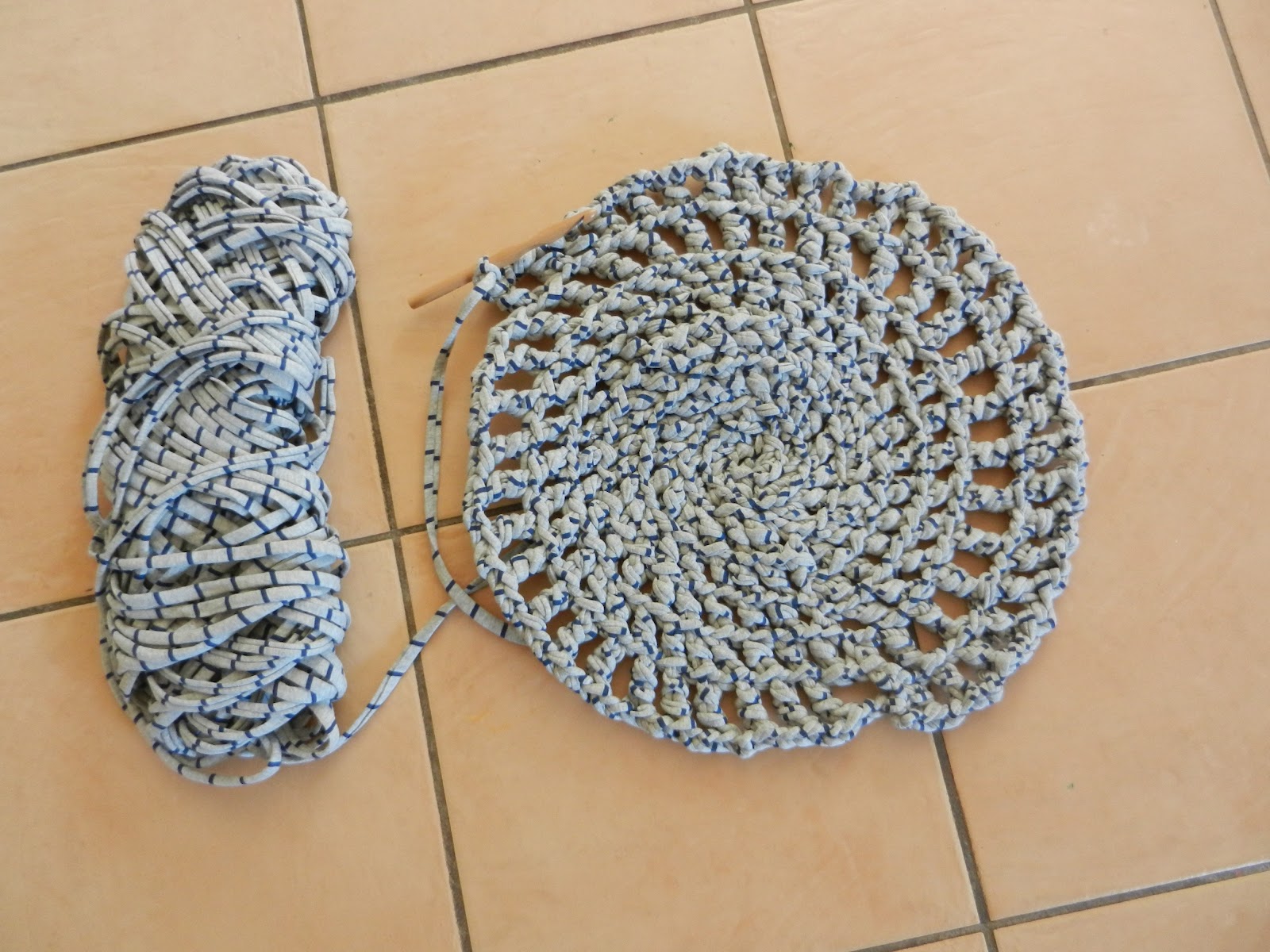 There are free patterns online but my crochet skills dont