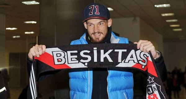 Oficial: El Besiktas ficha a Boyko