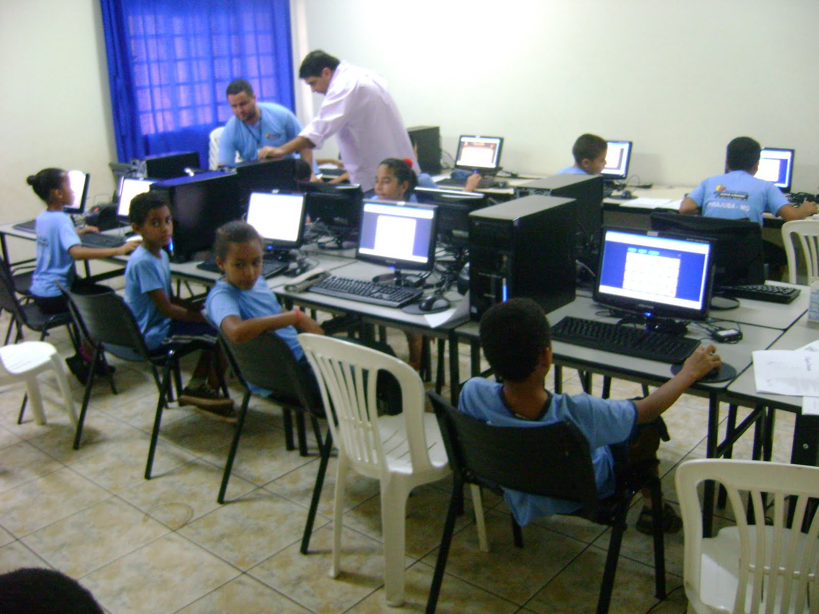 Brincando Na Net