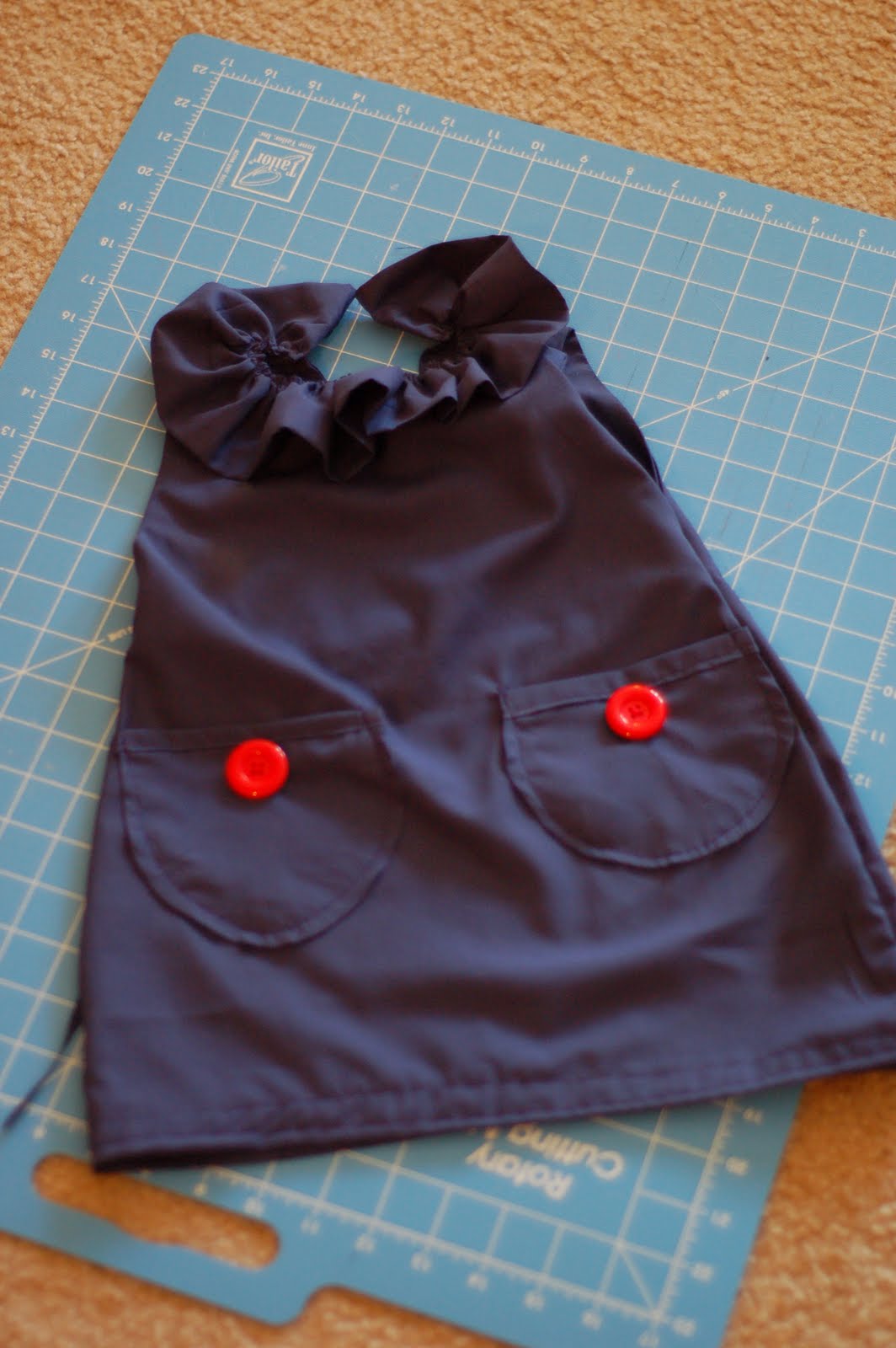 Sew Much Love Ruffle Collar Dress Tutorial