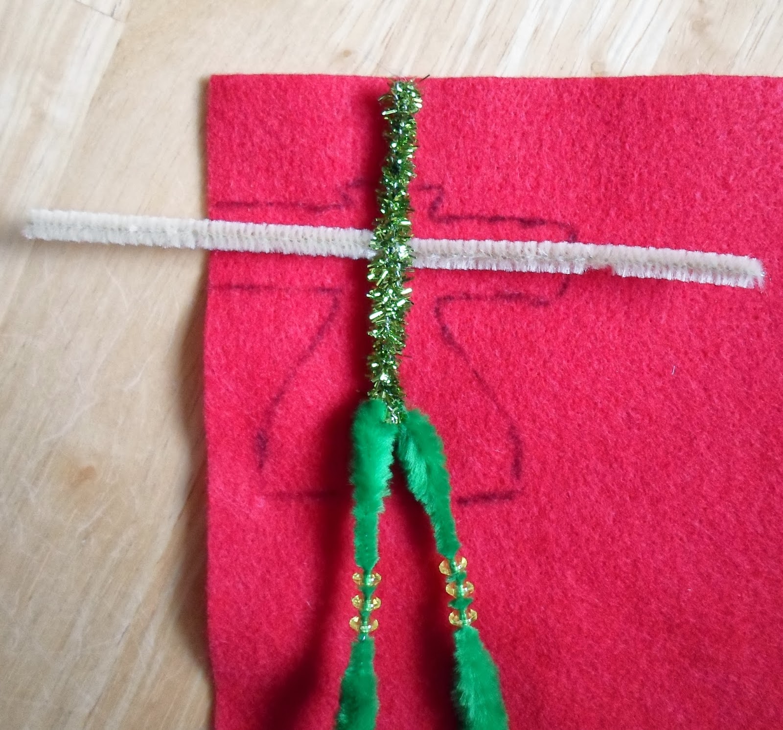 Happier Than A Pig In Mud Craft Your Own Elf from a Bead, Pipe