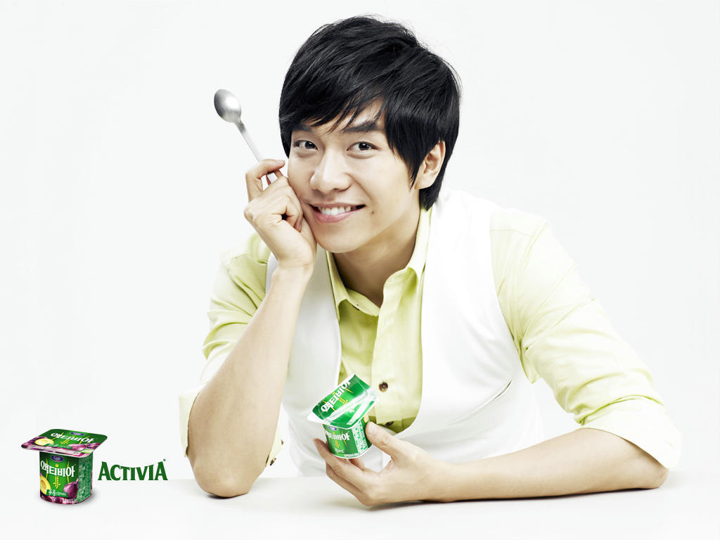 Asian Celebrity: Lee Seunggi Wallpaper