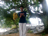 Syazwan berdoa agar dibebaskan ketika menculik pisang dari pokok sena Kedah !