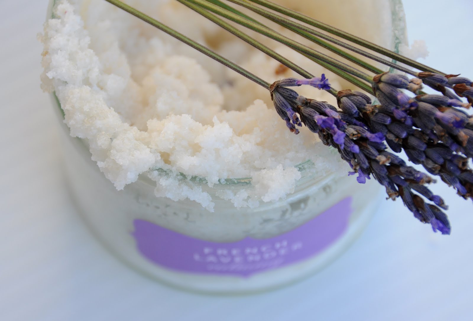 deliciously organized diy body scrub {a base for salt scrub or sugar
