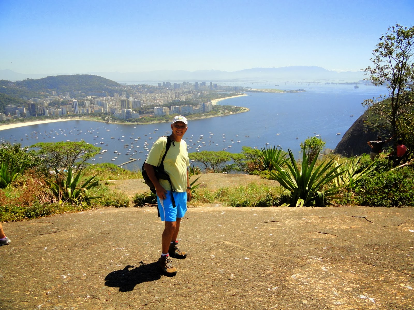 Perambulando na Trilha MORRO DA BABILÔNIA RJ