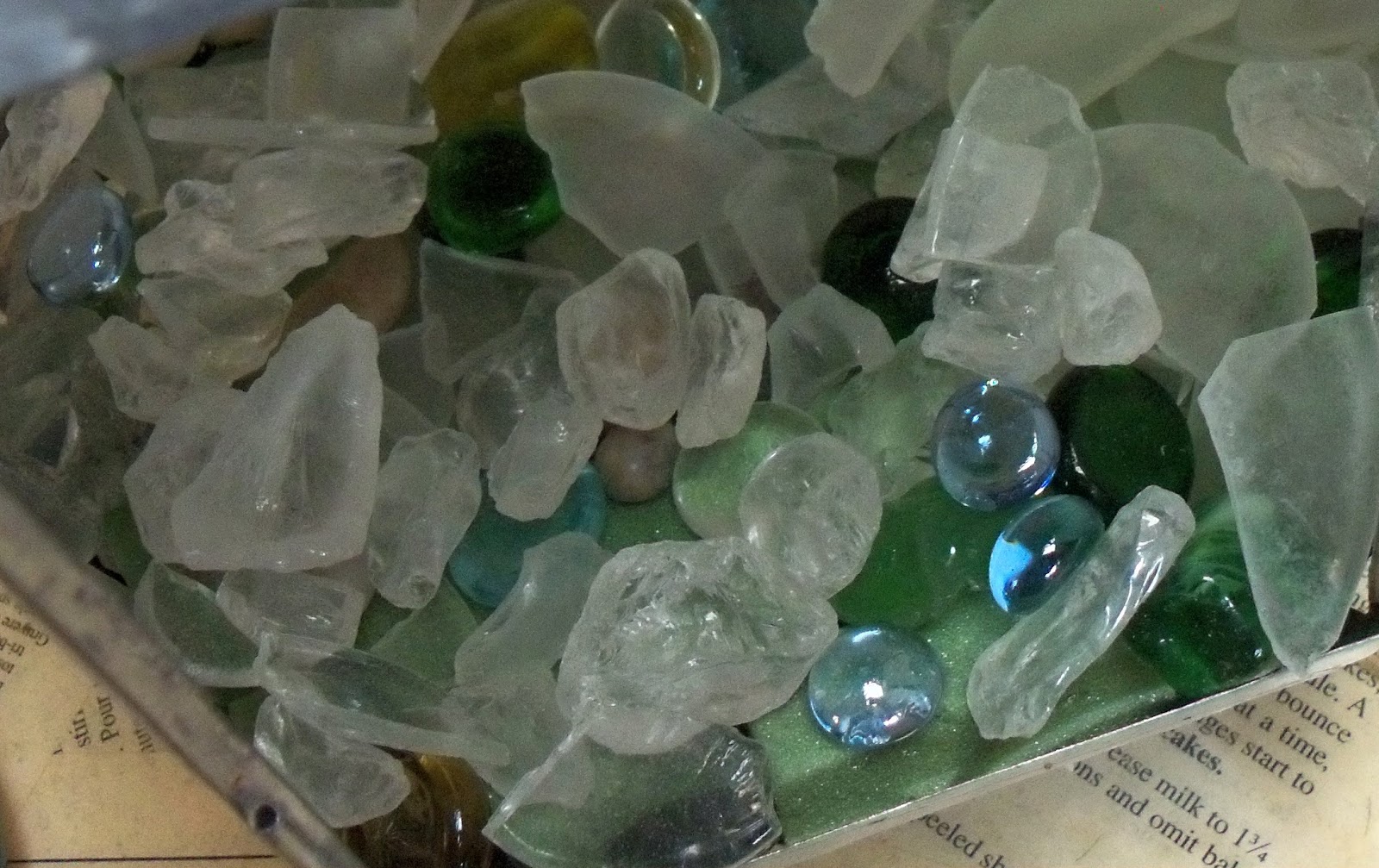 Make The Best of Things: Wax Paper Frosted Glass Twinkle Lantern