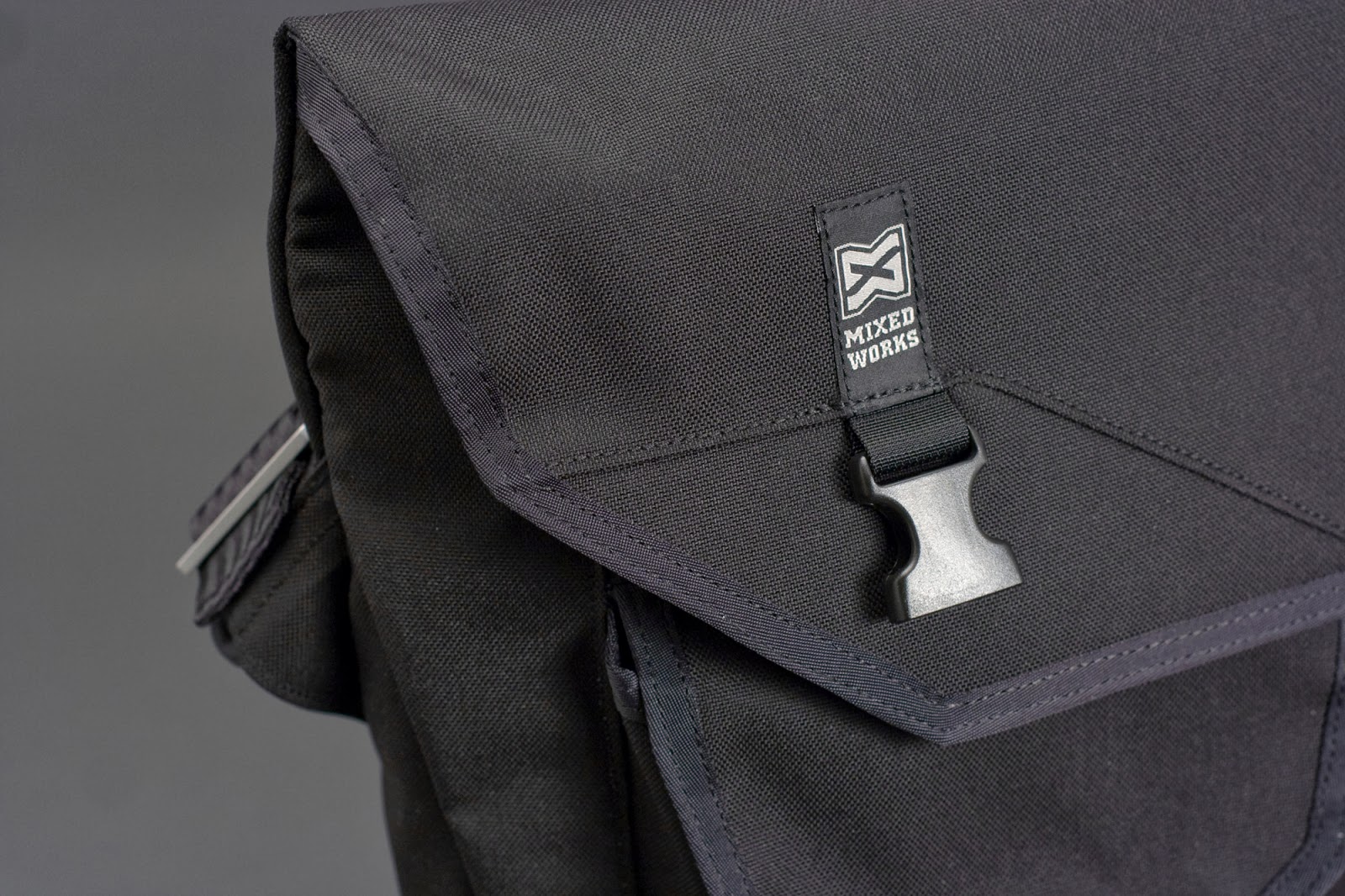 messenger bags HAWK M