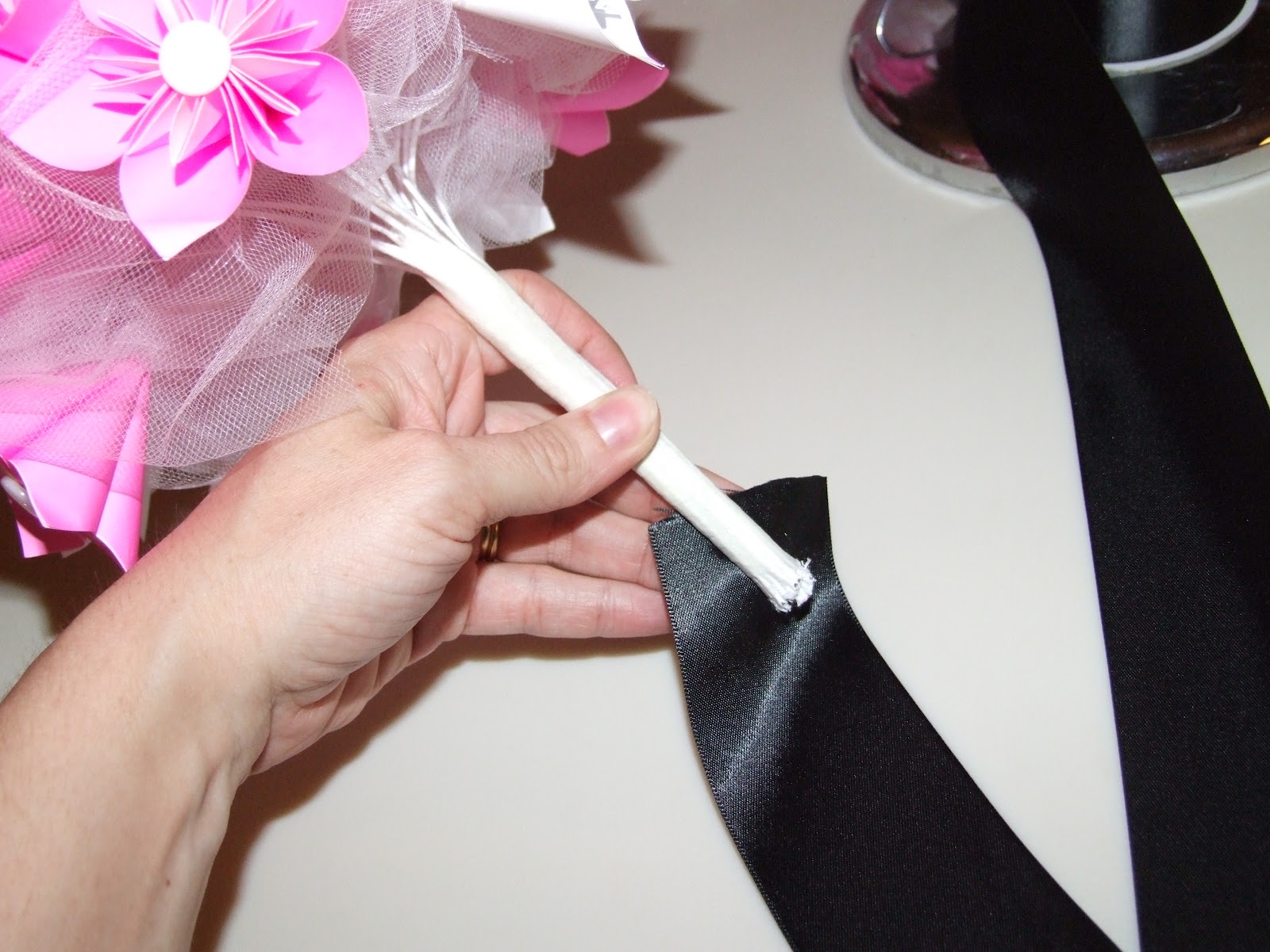 Jamie's Craft Room Decorating a Bridal Kusudama Bouquet