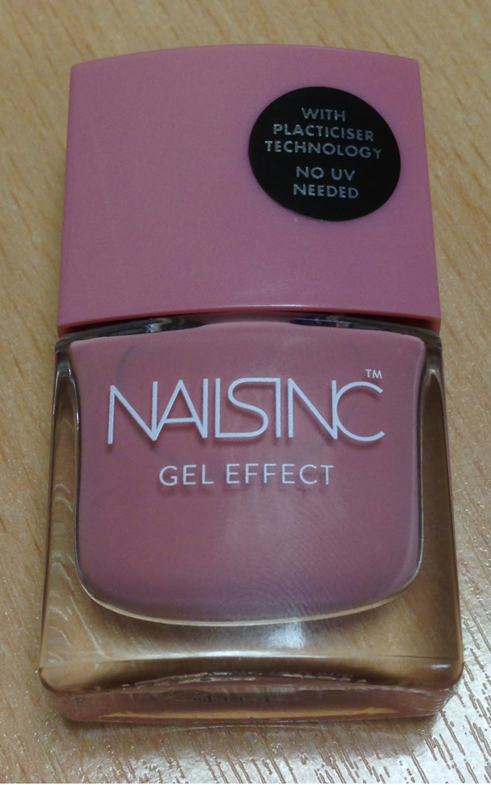 A Certain Becca Nails Nails Inc Gel Effect 'Uptown'