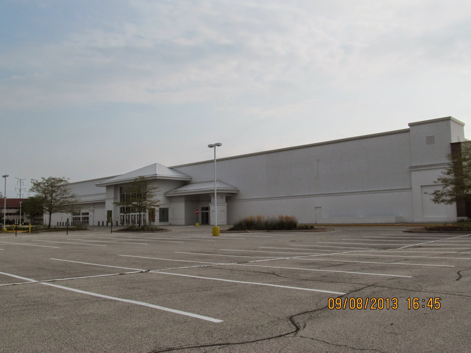 Trip to the Mall Deerbrook Mall (Deerfield, IL)