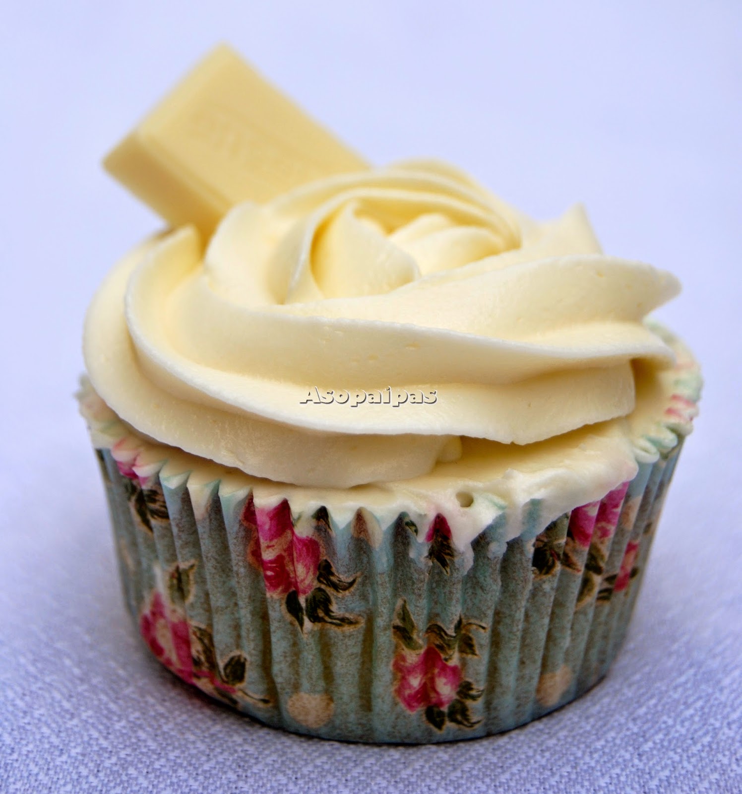 Cupcakes de Chocolate Blanco II. Receta Asopaipas. Recetas de Cocina Casera