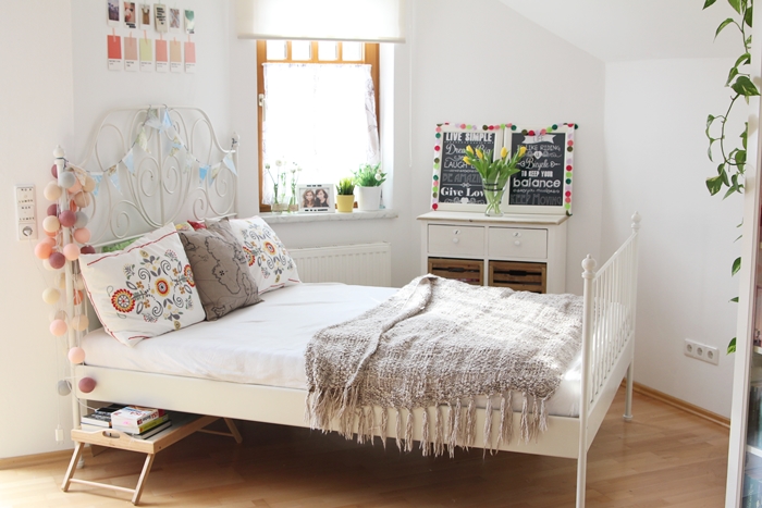 A big room makeover story – Part I My bedcorner – magnoliaelectric