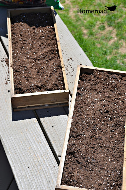 Upcycled toolbox planter with drawers - Homeroad - how to fill drawers with soil