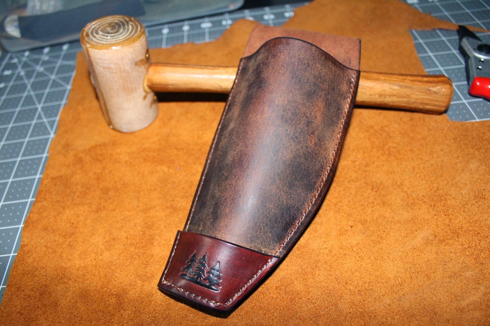 Black Forest Bushcraft Buffalo Leather Sheath for Felco Pruning Shears