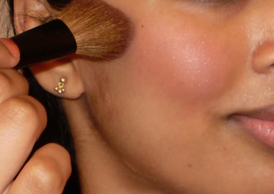 Key Elements of Style How to Apply Blush