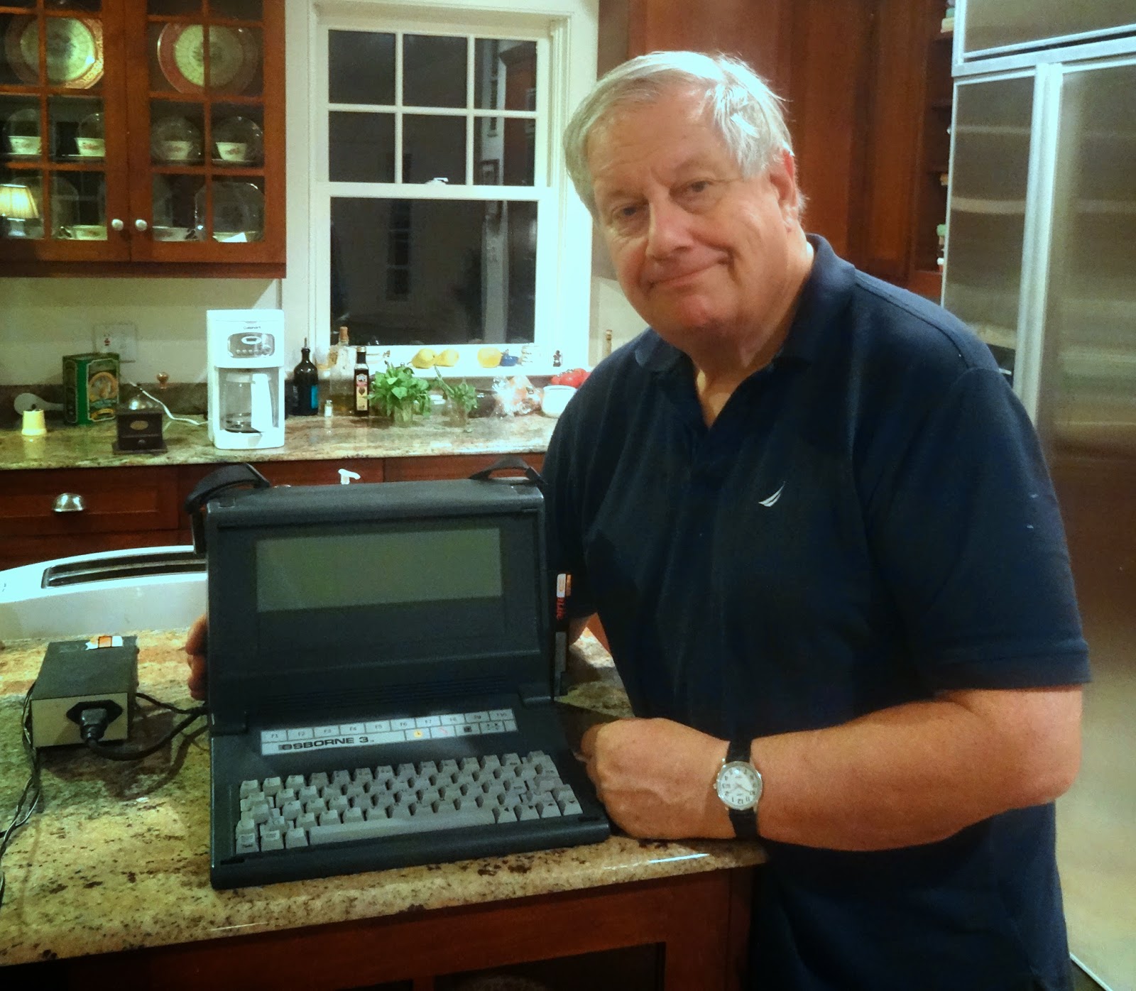 Time Travel TECH The Osborne (19811986)The World's First Portable