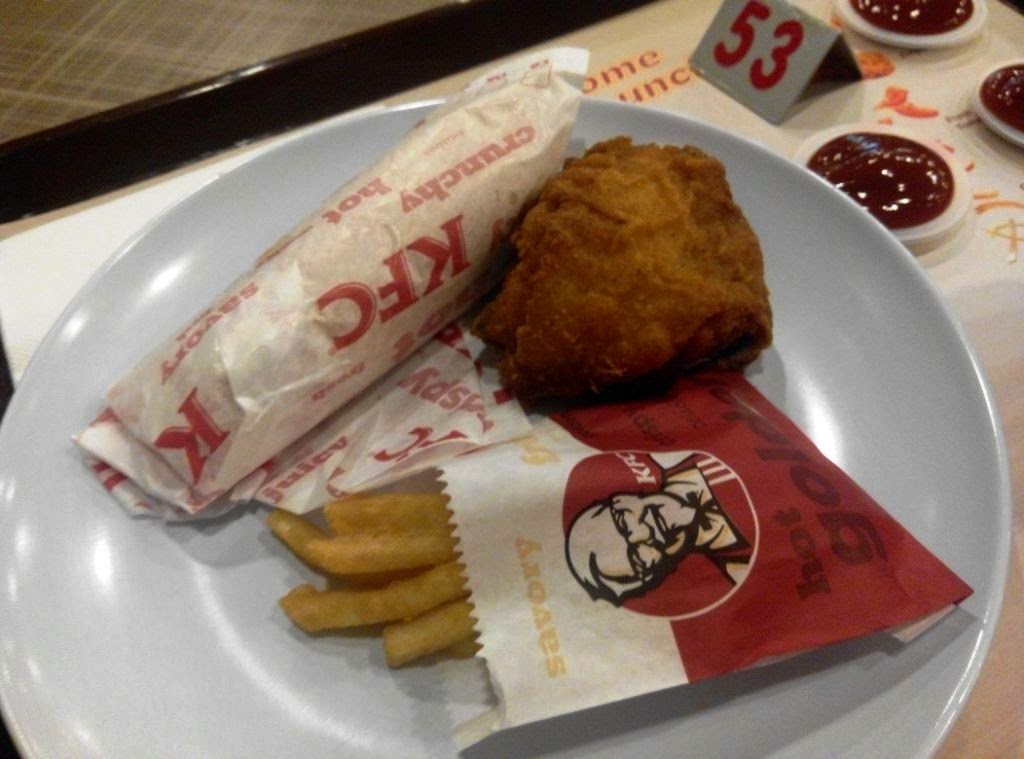! A Growing Teenager Diary Malaysia ! KFC Zinger Rice Wrap And Super