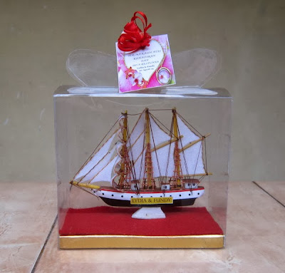 Souvenir Pernikahan murah dan Unik Miniatur Kapal Dewaruci