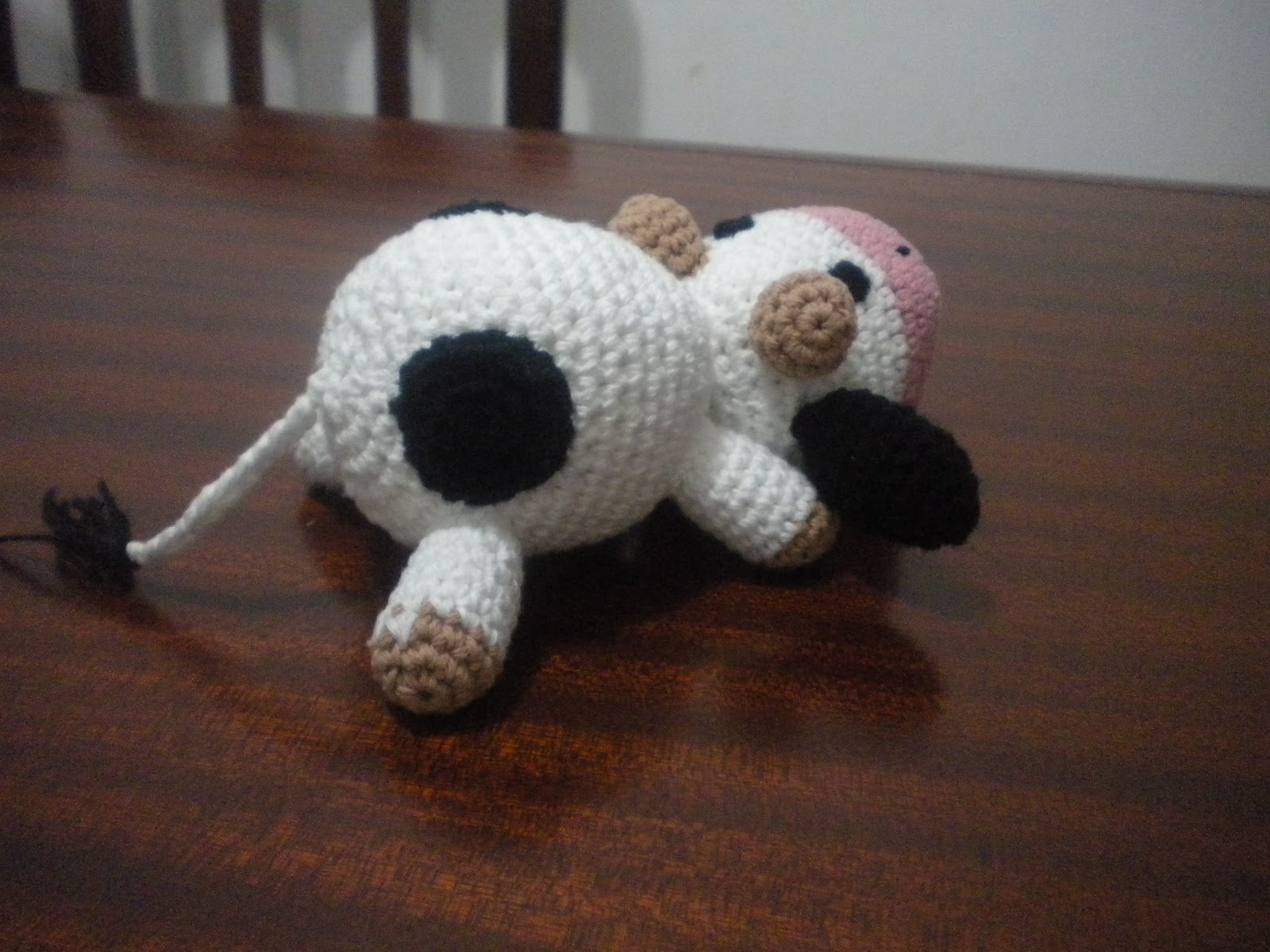 AnGeLeS TeJiDoS: Amigurumi ------- Vaca