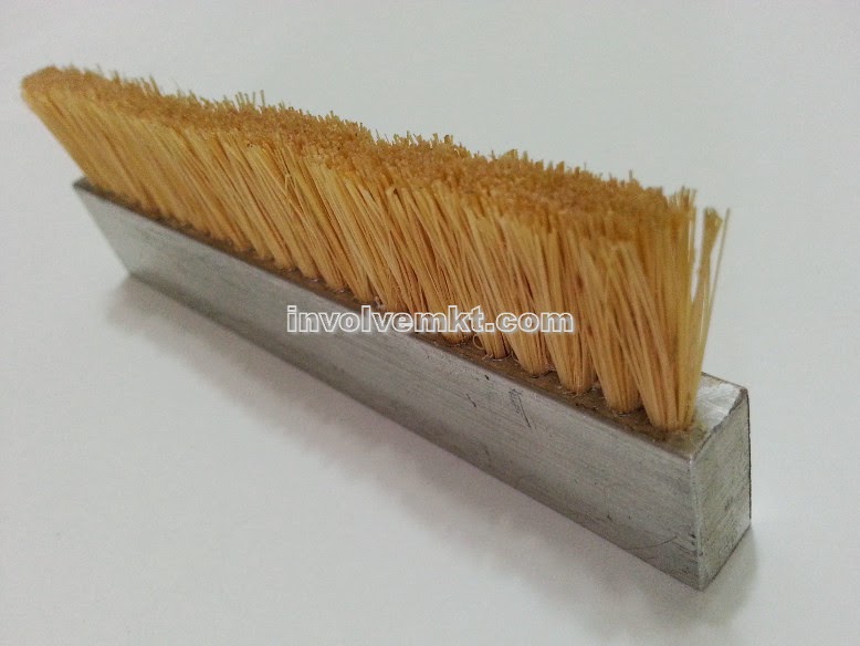 Involve Marketing Staple Set Brush Block Brush Bed Brush Flat