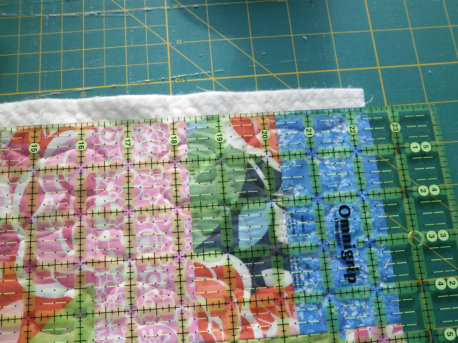 Pamelaquilts Tuesday Tips Sewing Binding by Machine