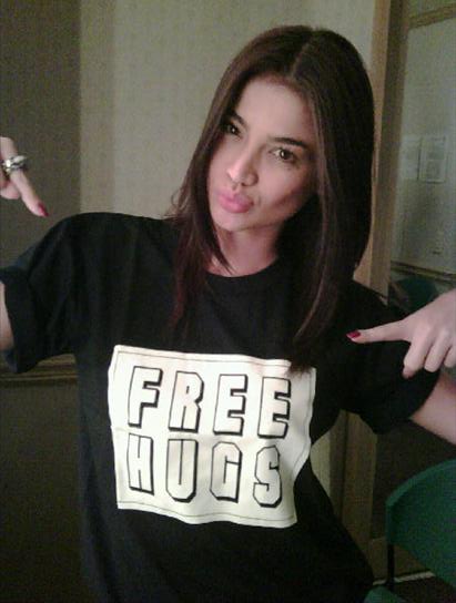 anne curtis free hugs