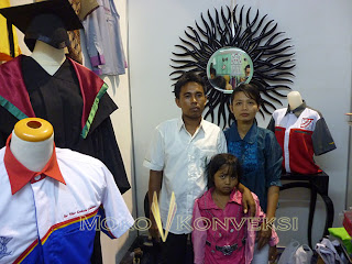 Pabrik baju Seragam promosi, supplier kaos dan jaket, Pesan Pakaian Seragam, jaket formal, Supllier kaosGolf, polo shirt Golf , safety wear 