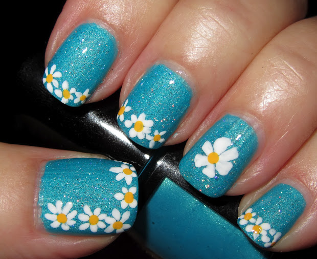 marias nail art and polish