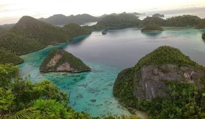 Tempat Wsata Paling Indah Di Indonesia