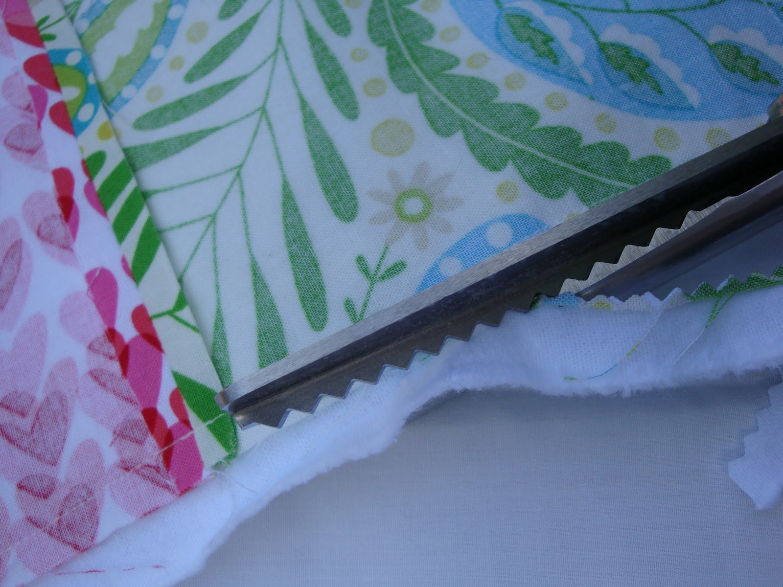 TEXTILE TROLLEY How to make a patchwork baby blanket (no quilting