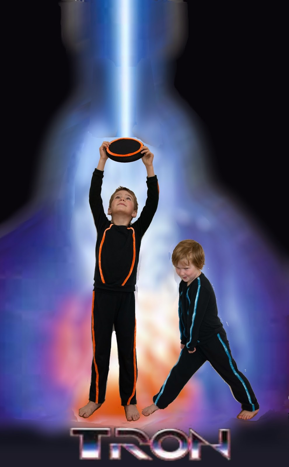 Bartacks and Singletrack TRON Legacy Film Petit Gatecrash 2