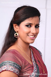 Shravya Reddy Hot Saree Photos Shravya Reddy Hot Saree Photos