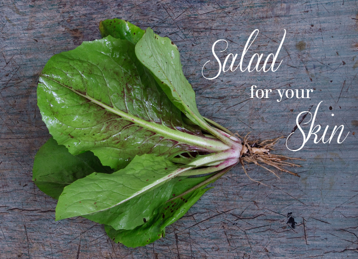 5 Skin Benefits of Eating Salad From the Bathtub