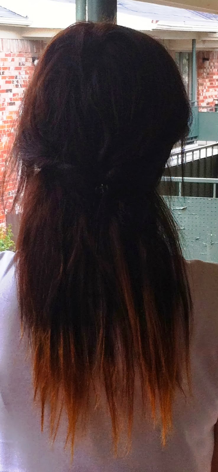 asli gibidir dipleri koyu uclari acik renk saclar ombre hair